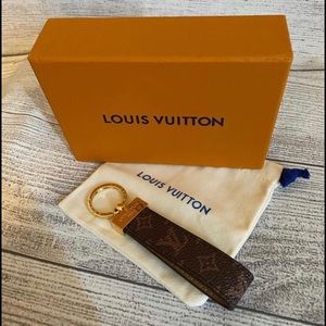 Louis Vuitton Dragonne Key holder